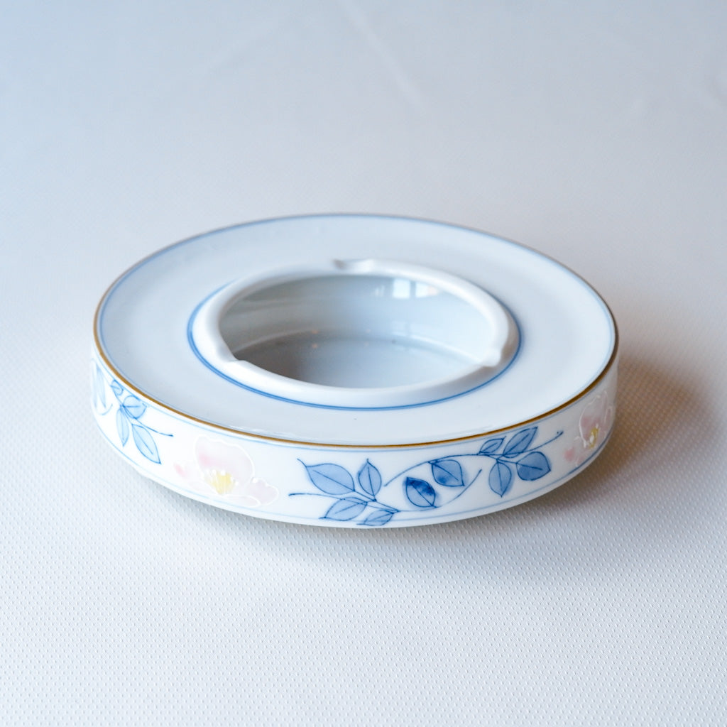 作地未詳｜淡彩色｜桜・草文様｜ペンダントライト