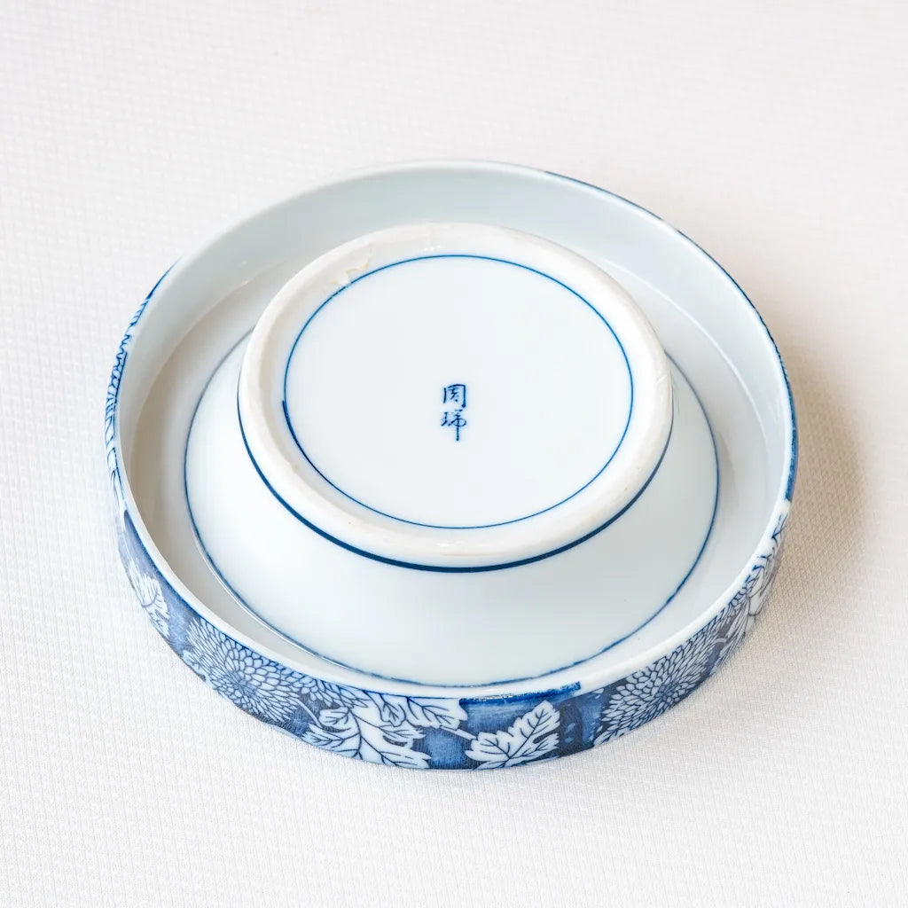 作地未詳｜染付｜菊文様｜ペンダントライト