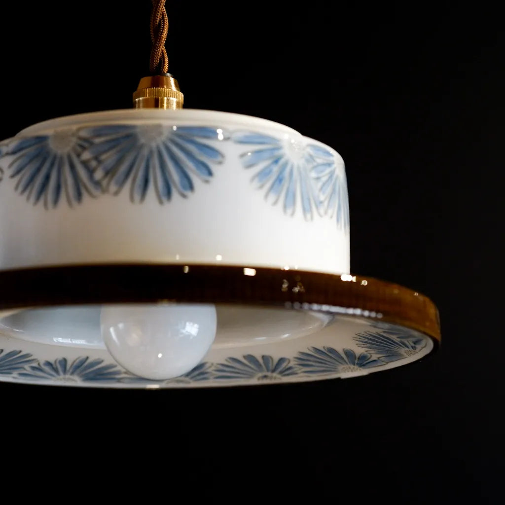 作地未詳｜淡彩色｜菊文様｜ペンダントライト