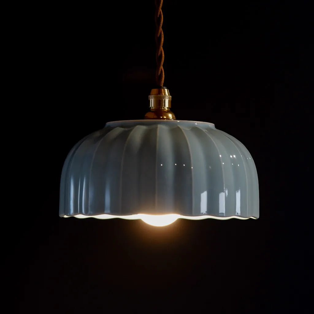 作地未詳｜香山｜青磁象嵌菊｜ペンダントライト