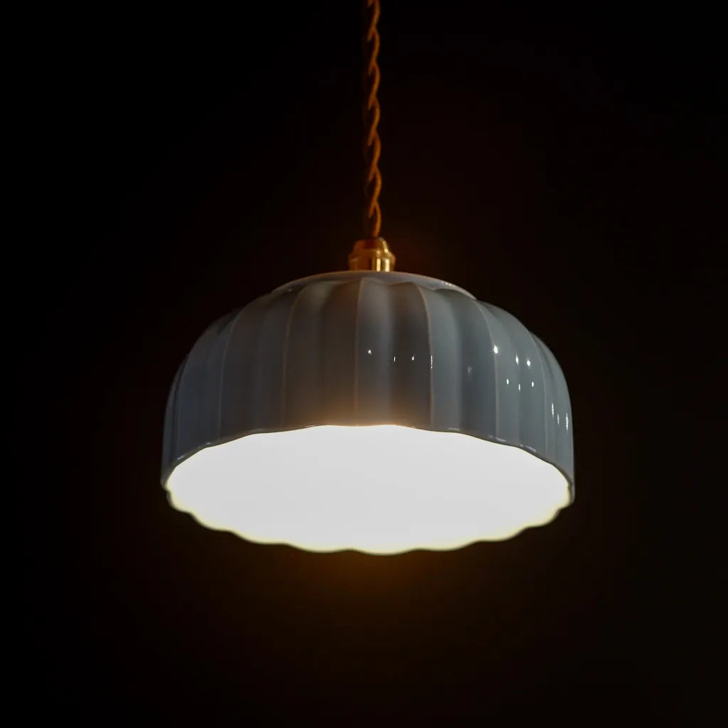 作地未詳｜香山｜青磁象嵌菊｜ペンダントライト