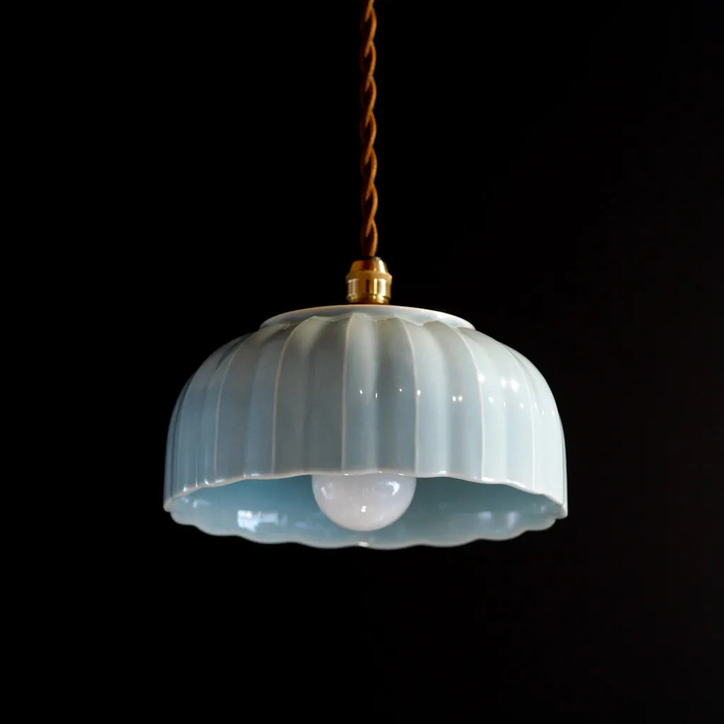 作地未詳｜香山｜青磁象嵌菊｜ペンダントライト