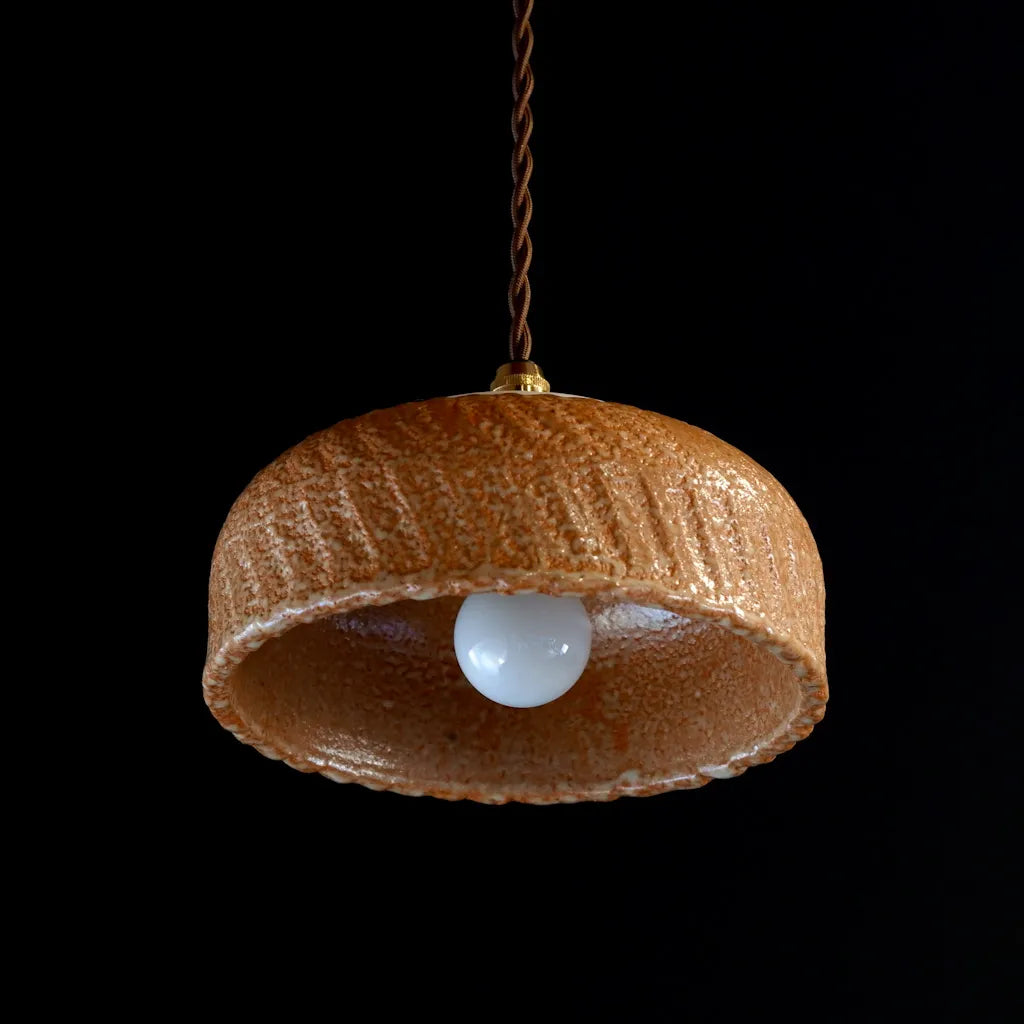 作地未詳｜美濃焼？｜志野｜ペンダントライト
