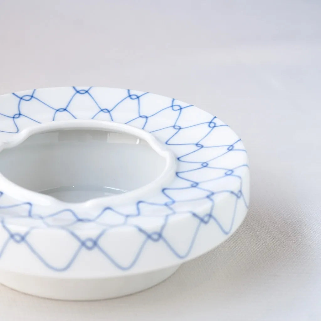 Mino ware(?) | Mesh pattern | White porcelain | Indigo | Blue and white porcelain | Pendant light