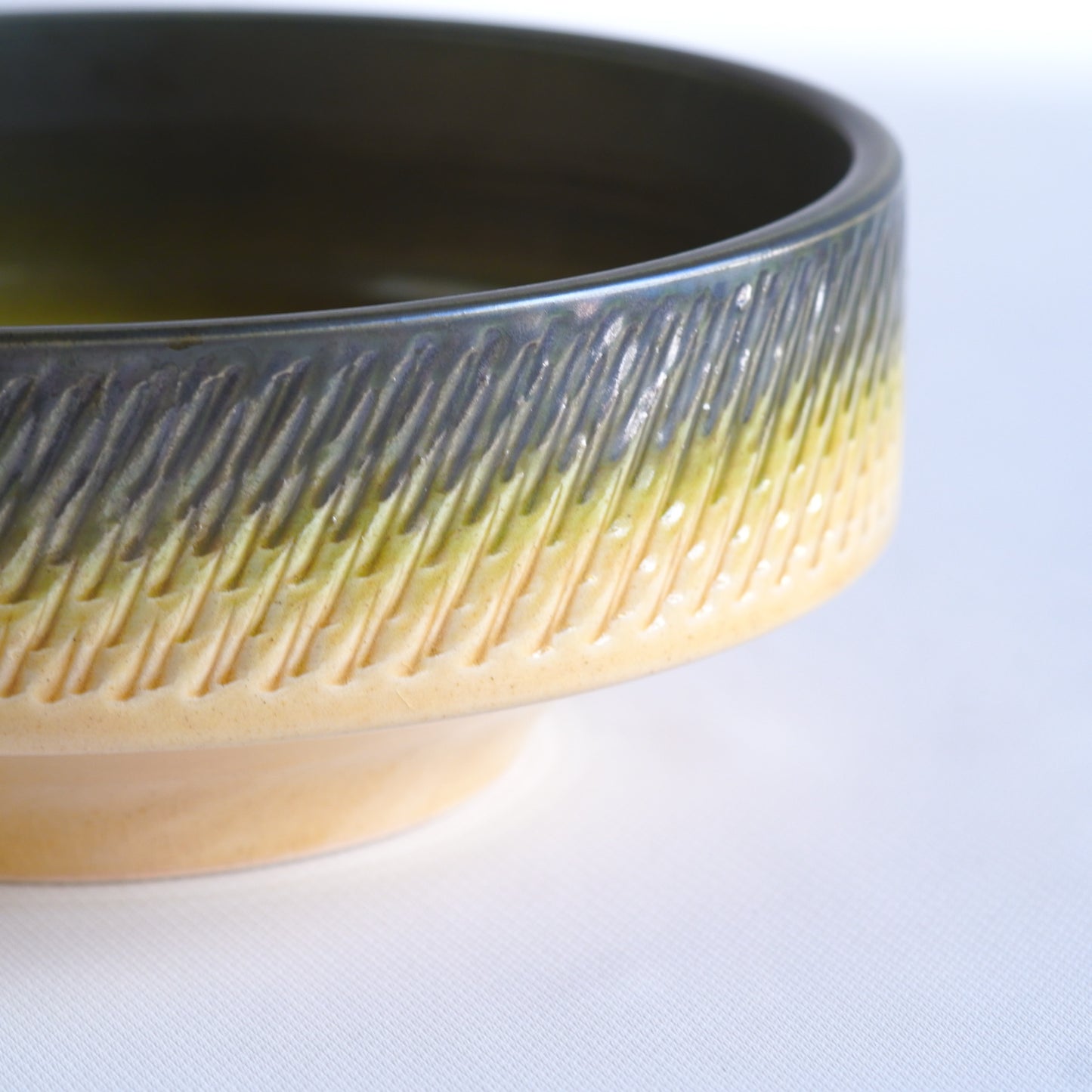 作地未詳｜小鹿田焼?｜緑・ベージュ｜鉢｜ペンダントライト