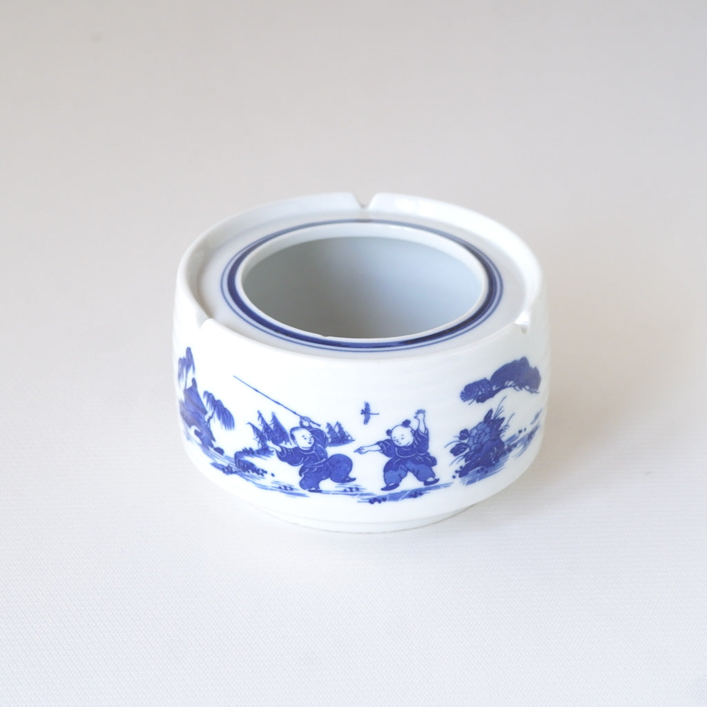 作地未詳｜唐子｜白磁｜ペンダントライト