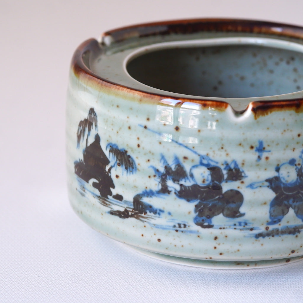 作地未詳｜唐子｜緑味・釉薬｜ペンダントライト